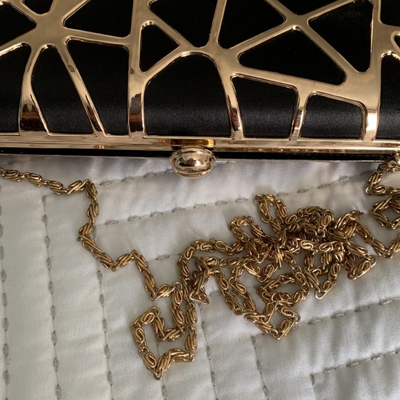 Sephora small black/gold purse - Picture 7 of 7